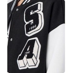 复古字母棒球服