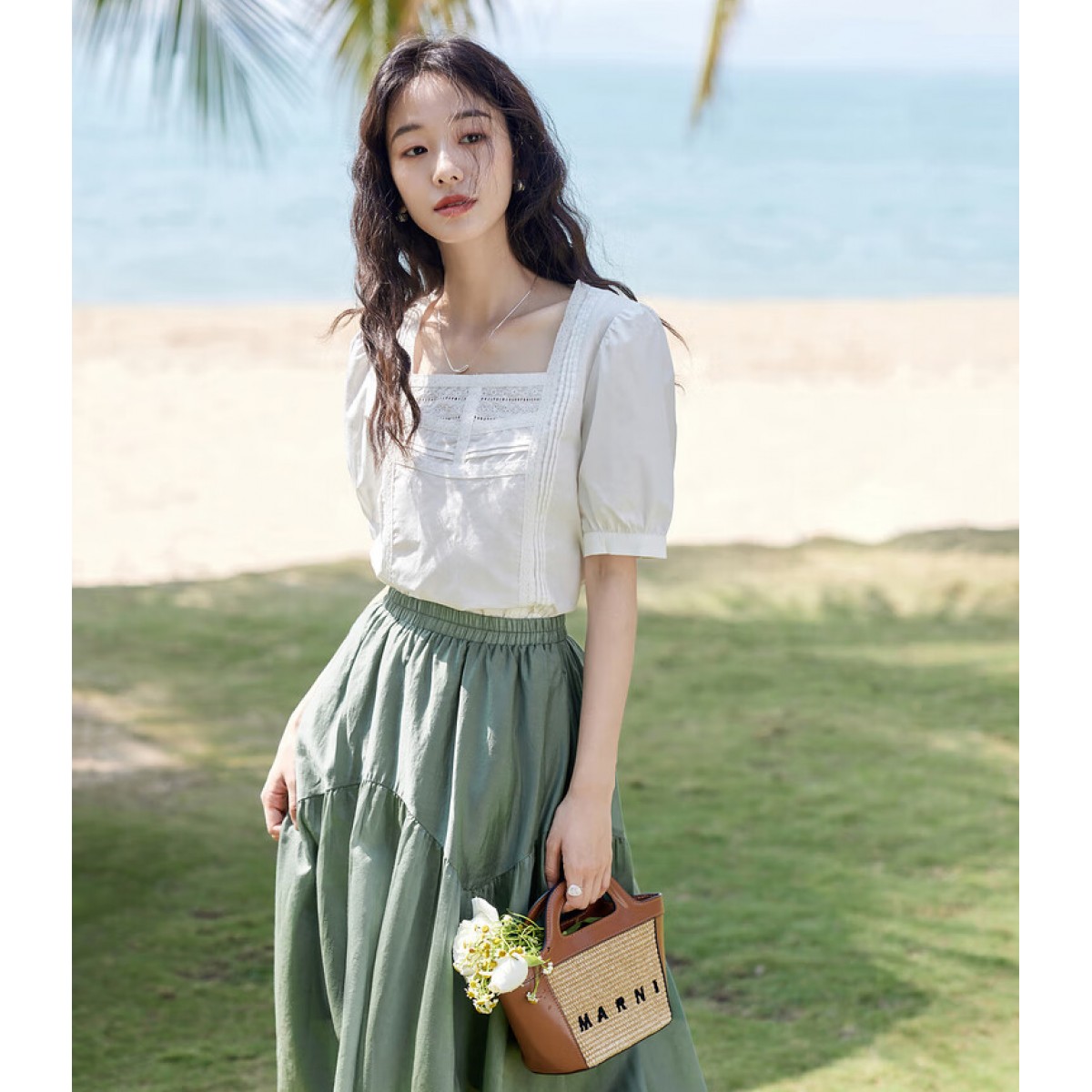 拖地喇叭牛仔裤